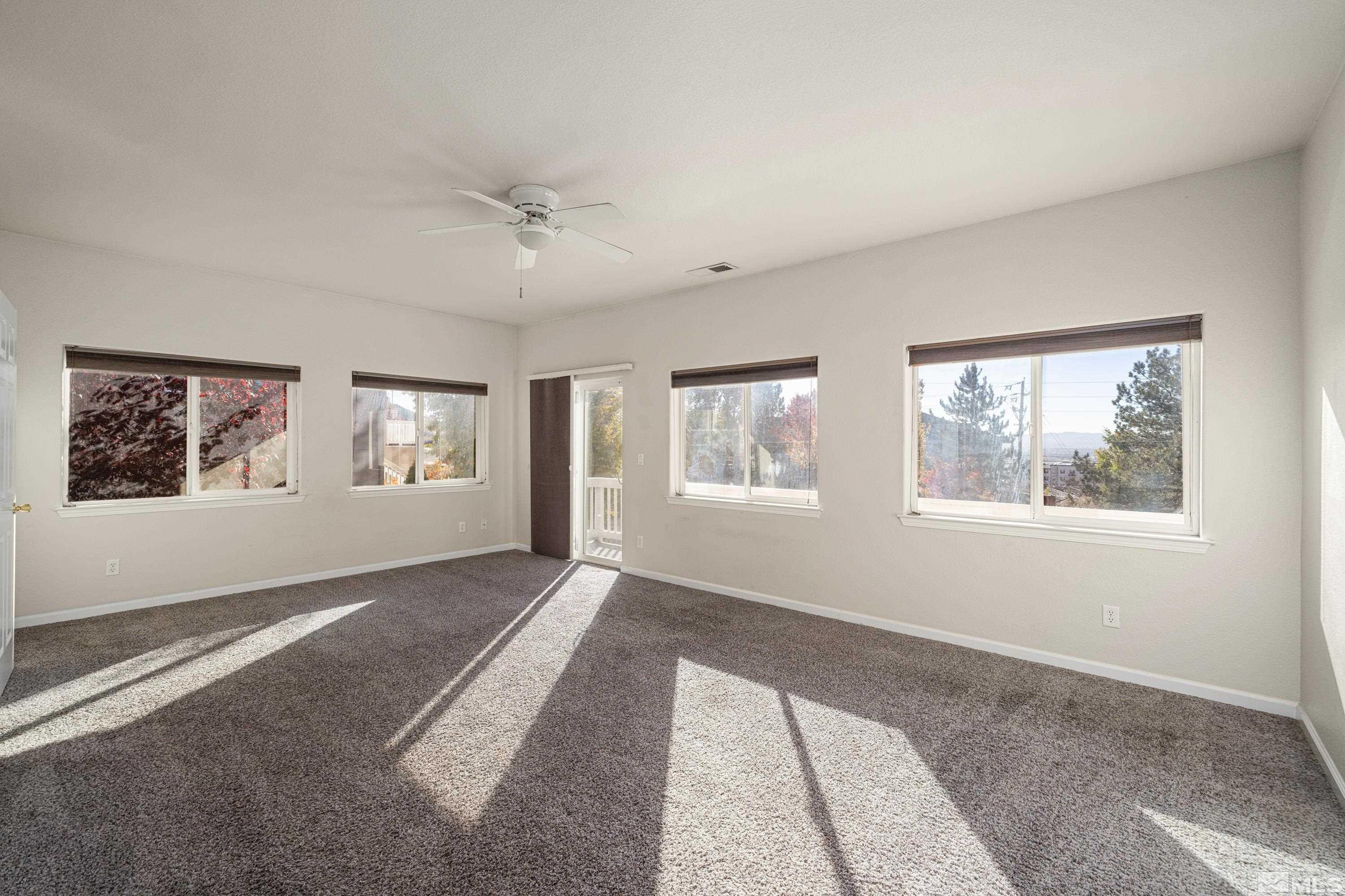 905 Demos Ct