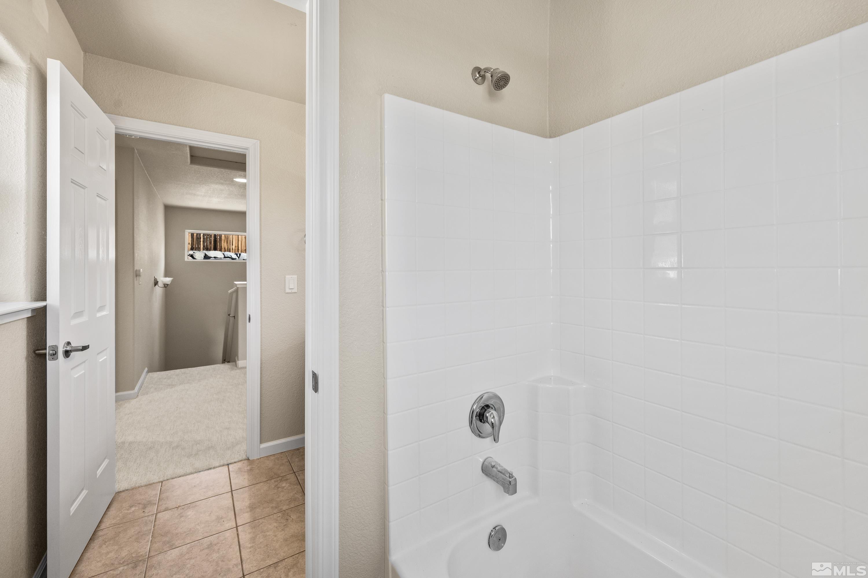 3820 Sarava Ct
