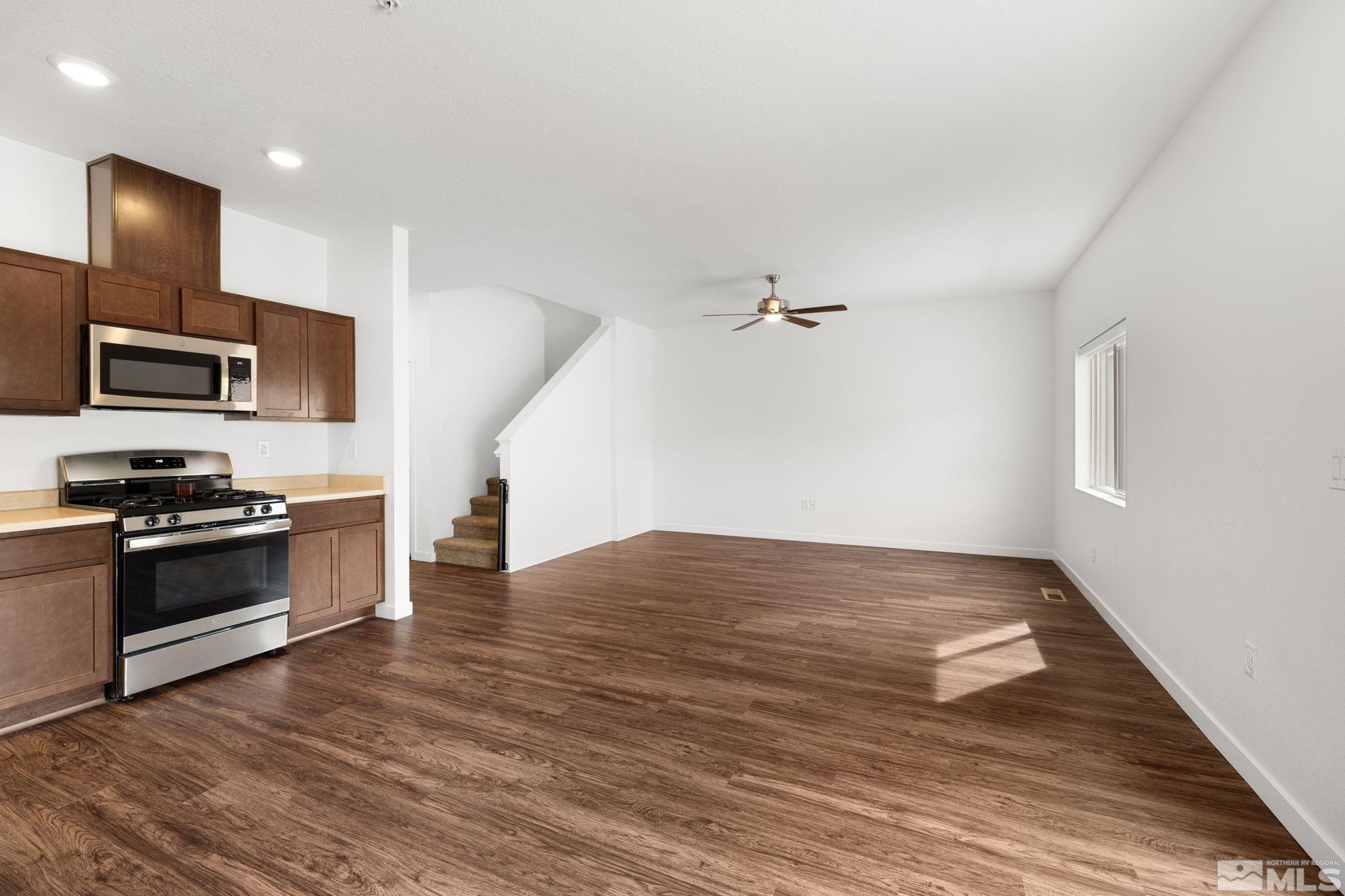 229 Goss Ln