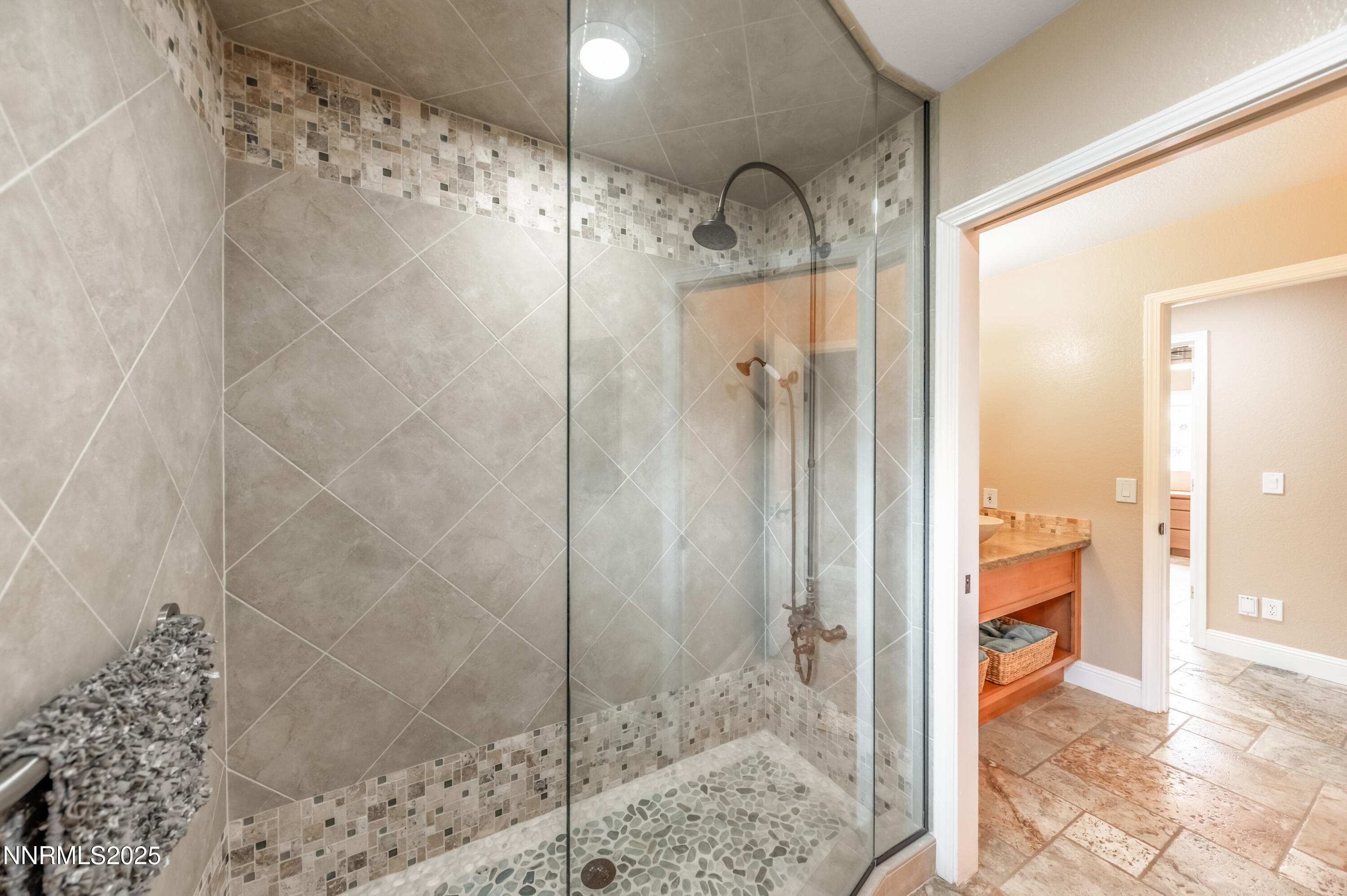 8045 List Country Road