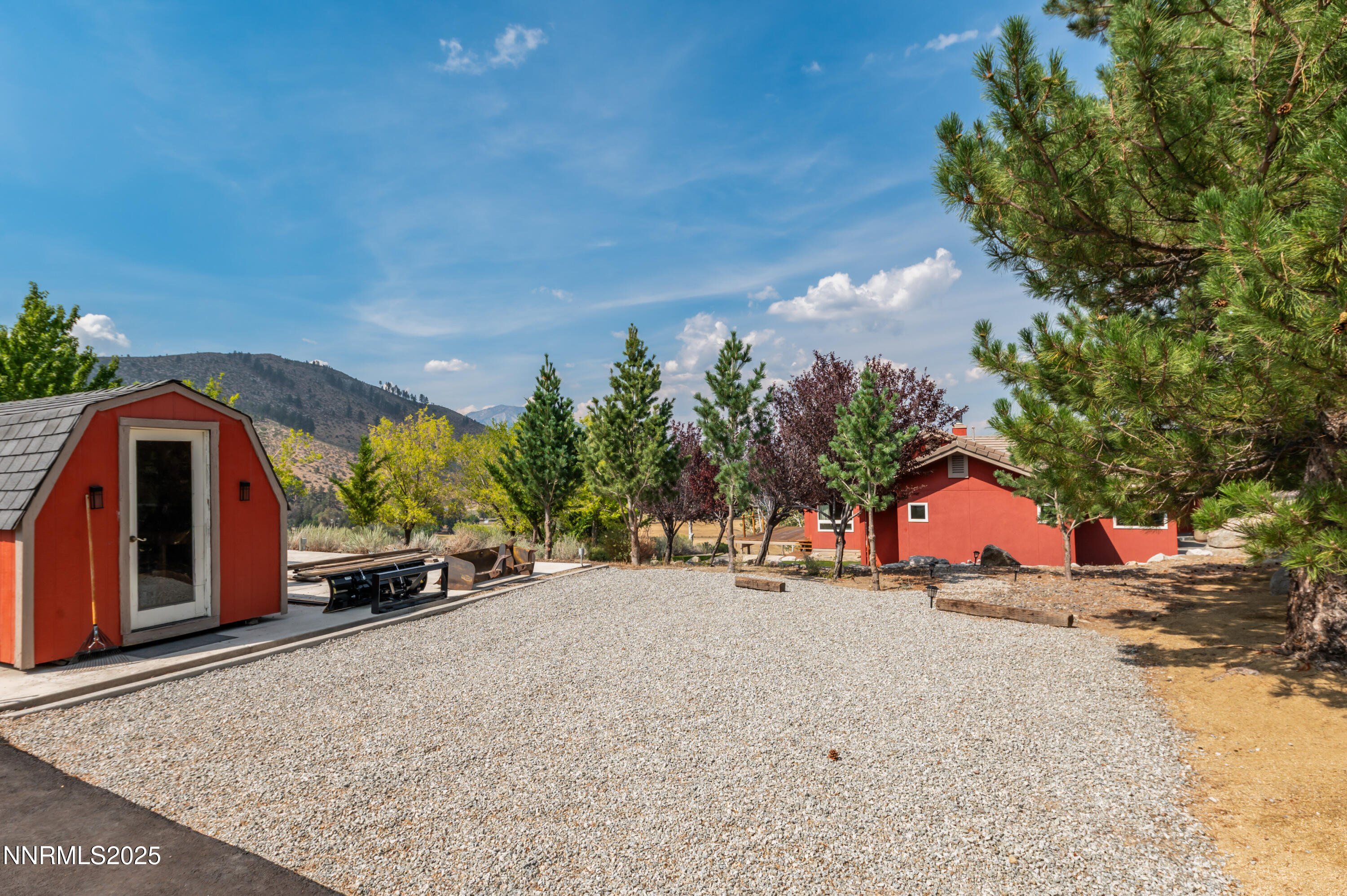 8045 List Country Road