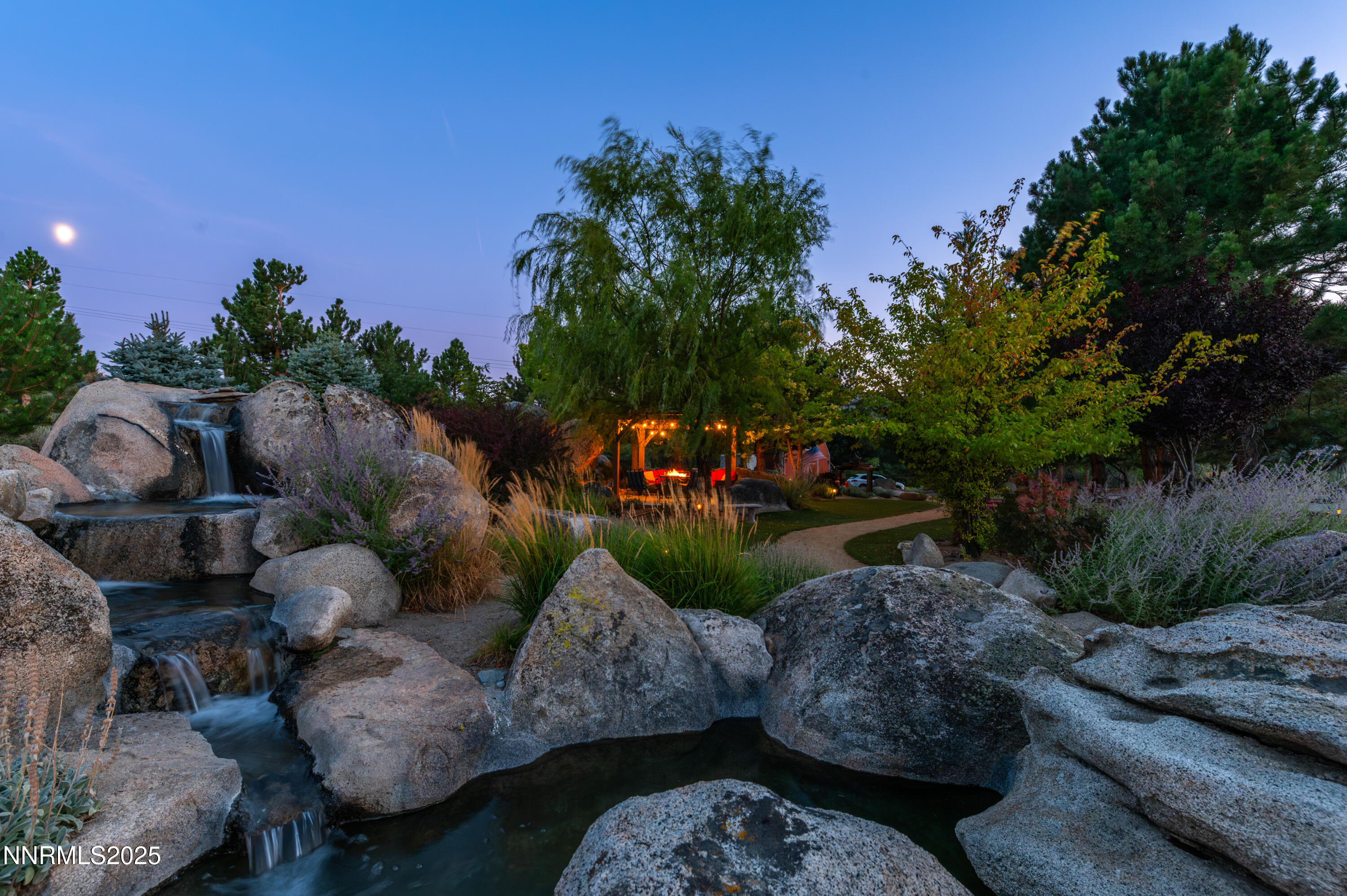 8045 List Country Road