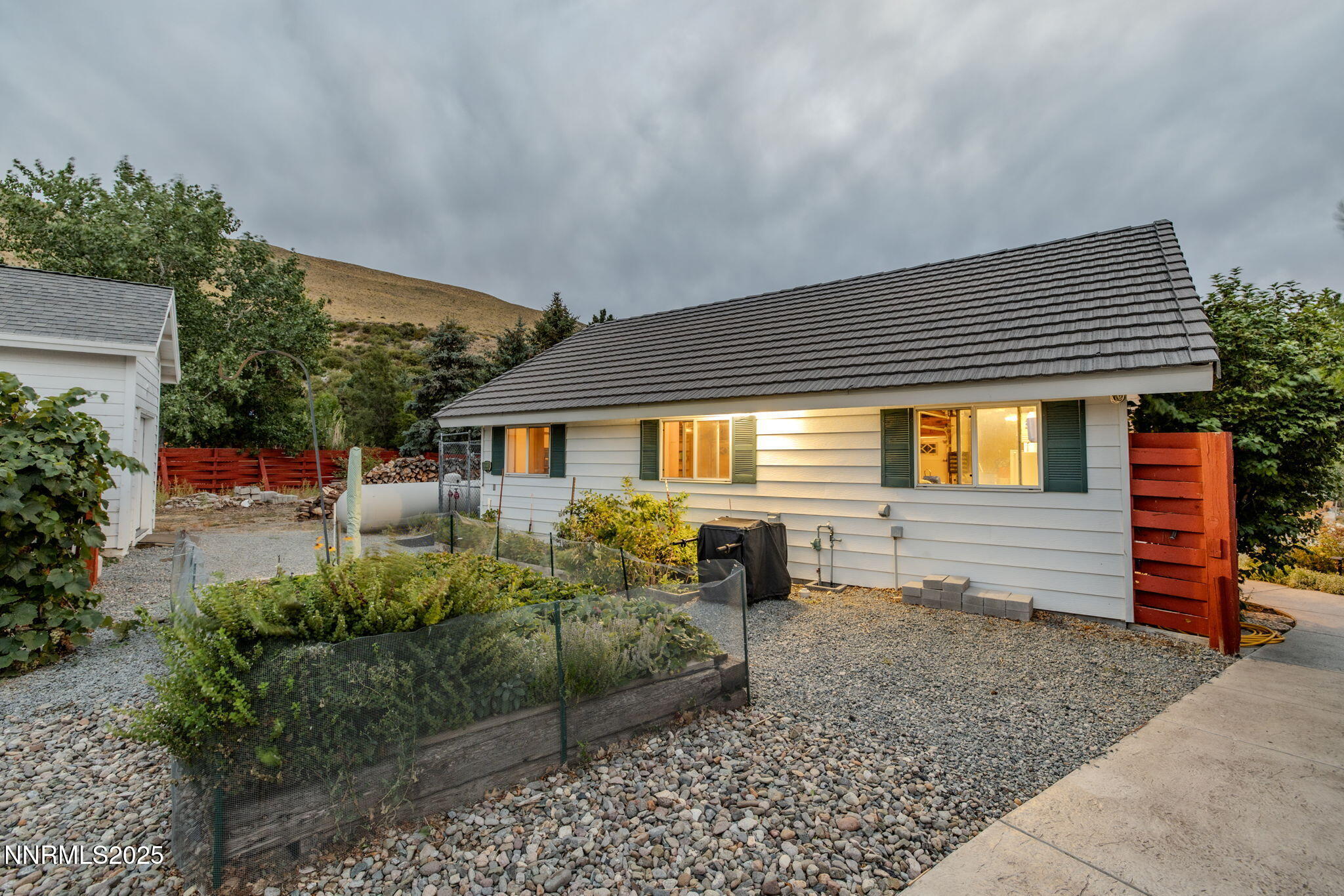 400 Dori Bell Lane