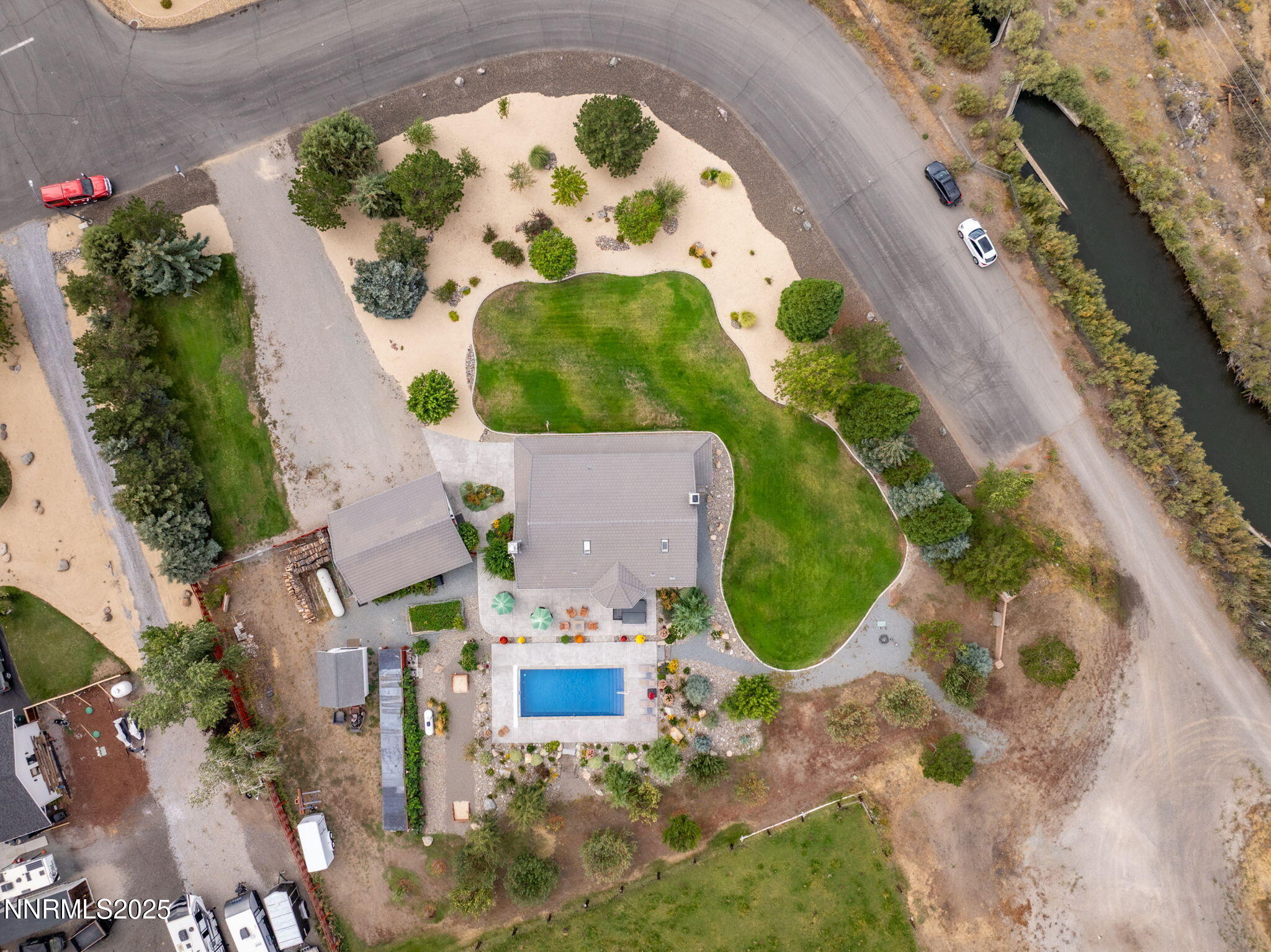 400 Dori Bell Lane