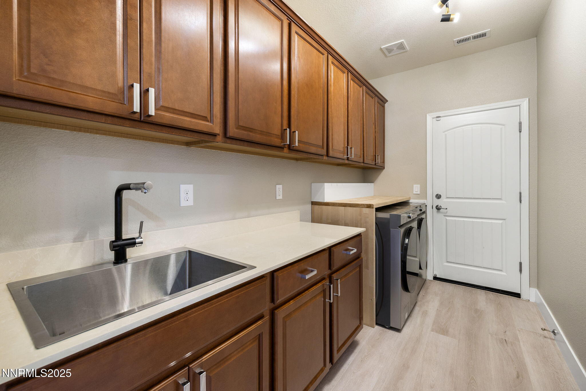 1120 University Park Court