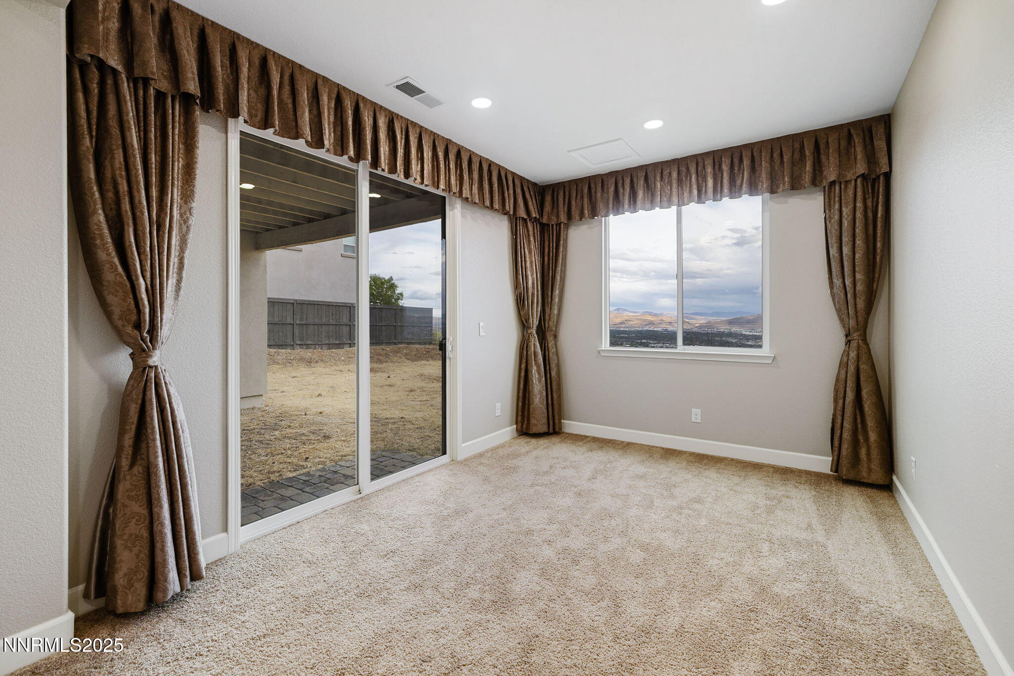 1120 University Park Court