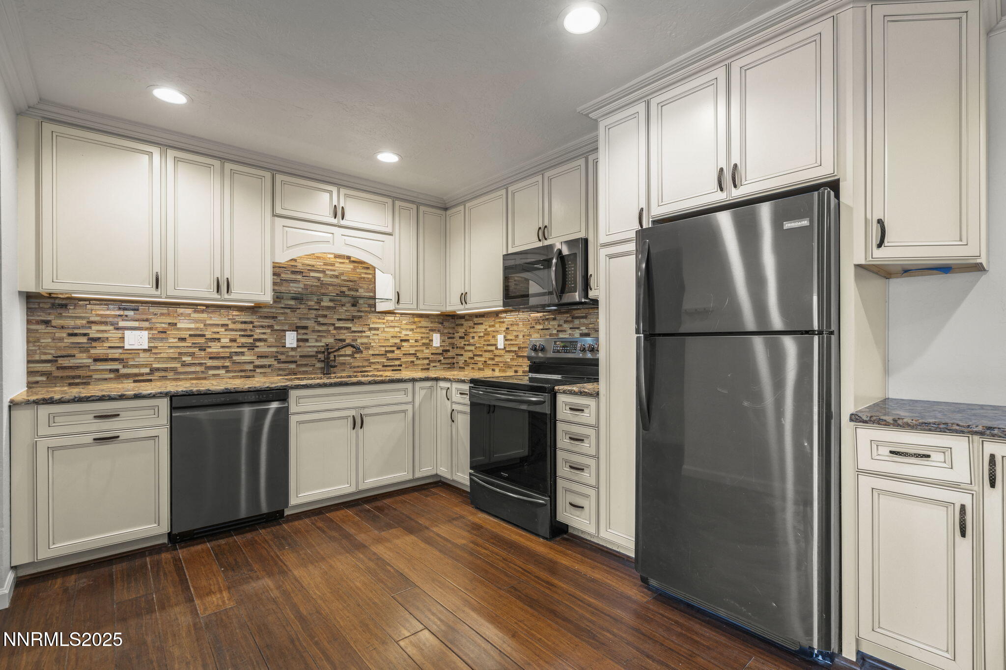 2845 Idlewild Drive 313