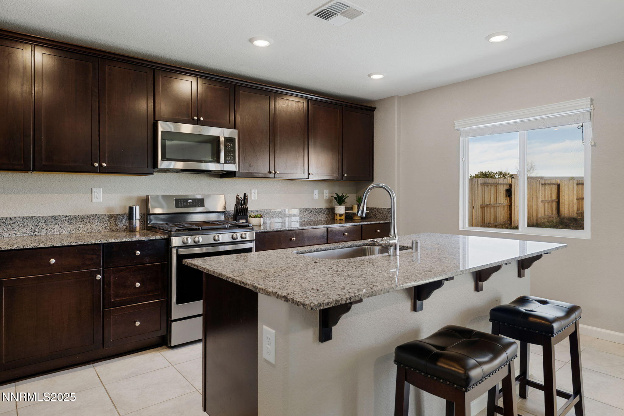 9015 Quail Grv Drive