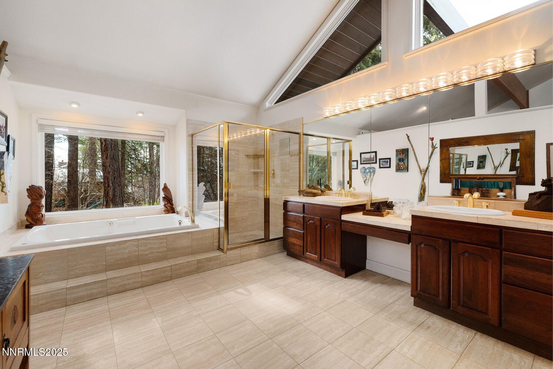 771 Lakeshore Boulevard