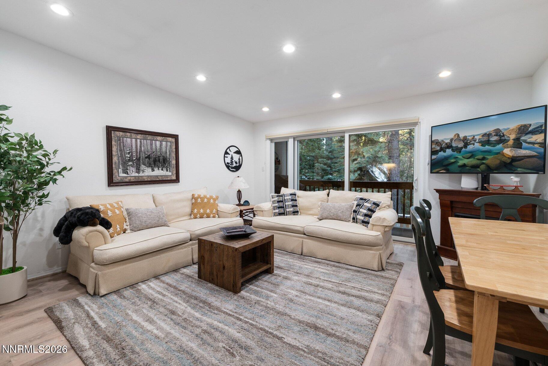 825 Southwood Boulevard # 18