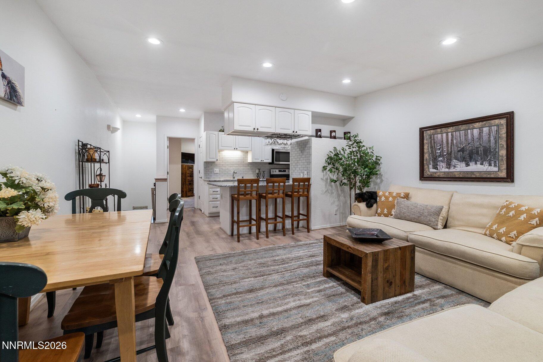 825 Southwood Boulevard # 18