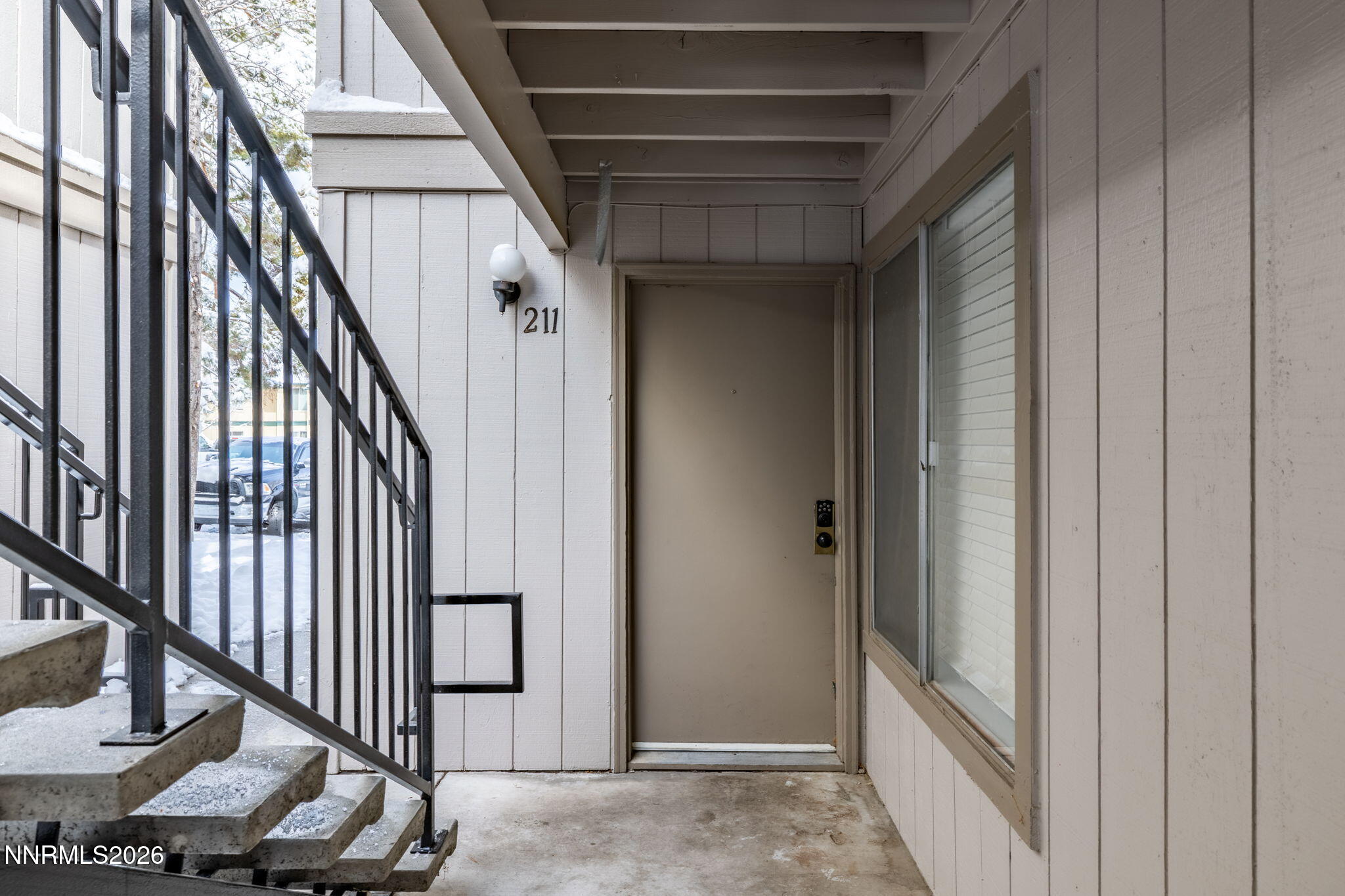 3935 Clear Acre Lane APT 211
