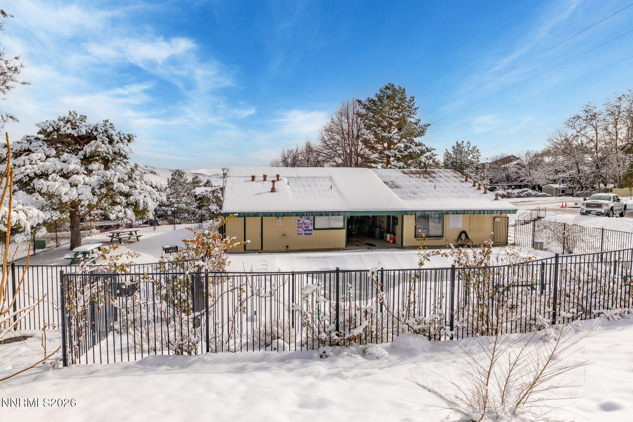3935 Clear Acre Lane APT 211