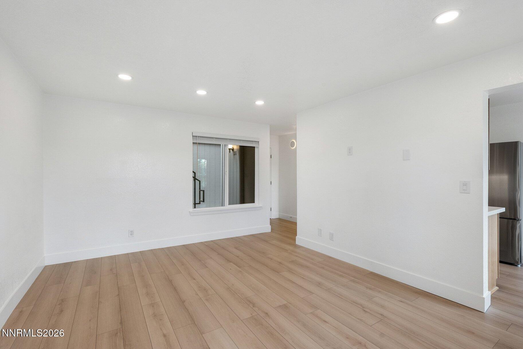 3935 Clear Acre Lane APT 211