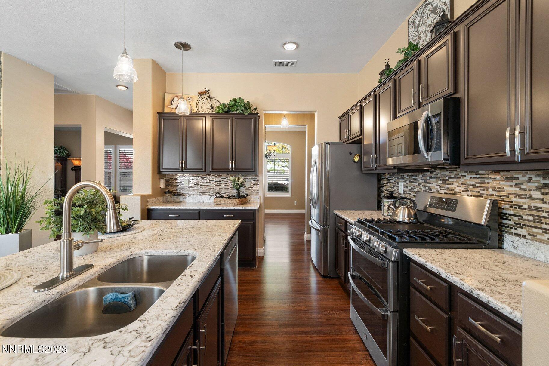 1414 Diamond Country Drive