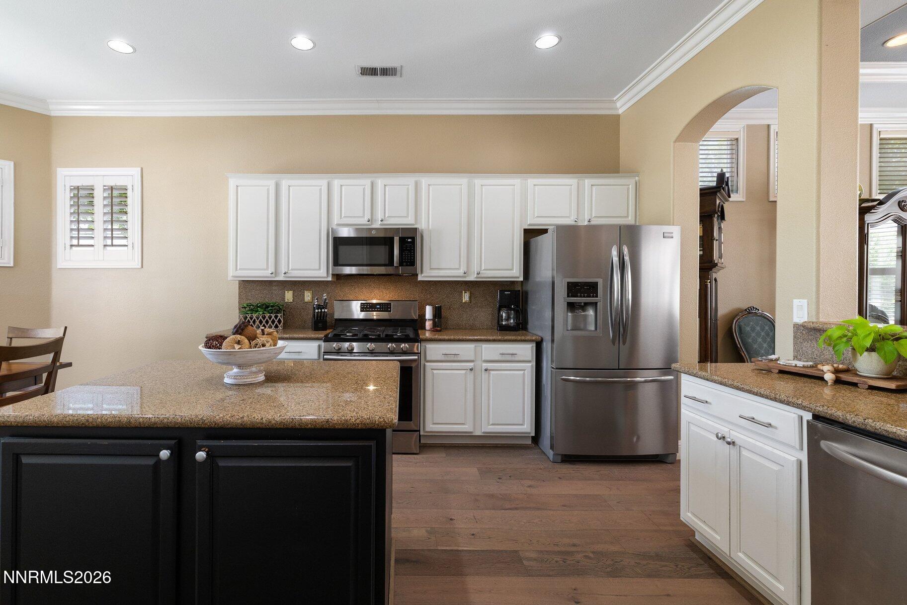 9697 Shadowstone Way