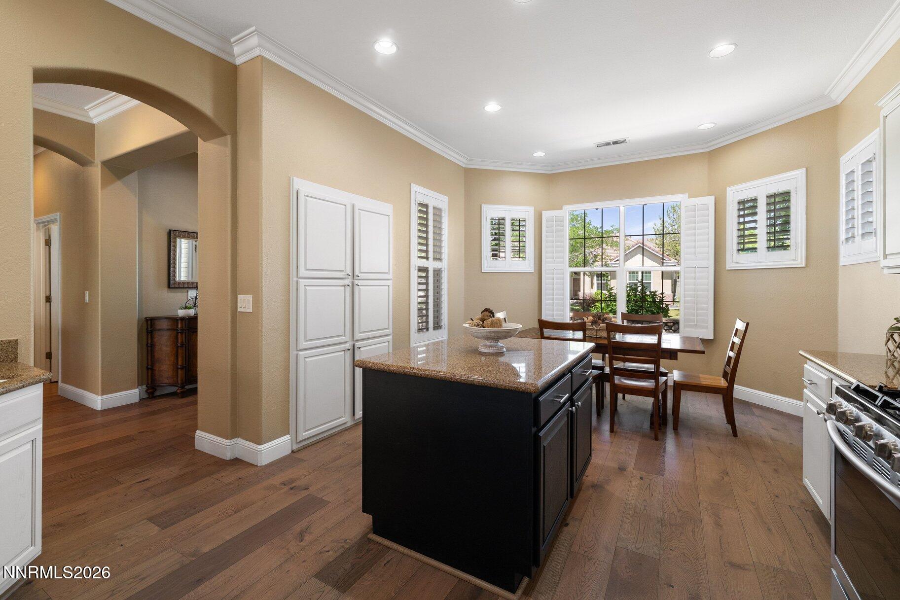 9697 Shadowstone Way