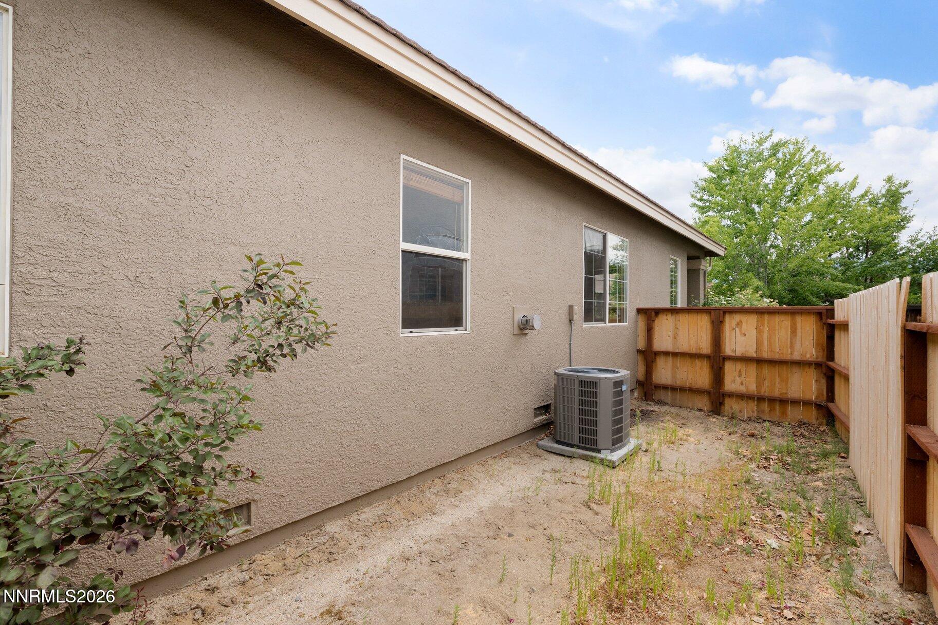9658 Thunder Mountain Way