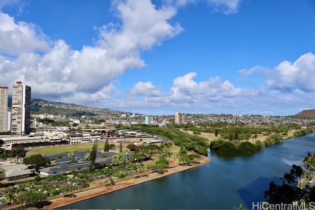 2115 Ala Wai Boulevard 4
