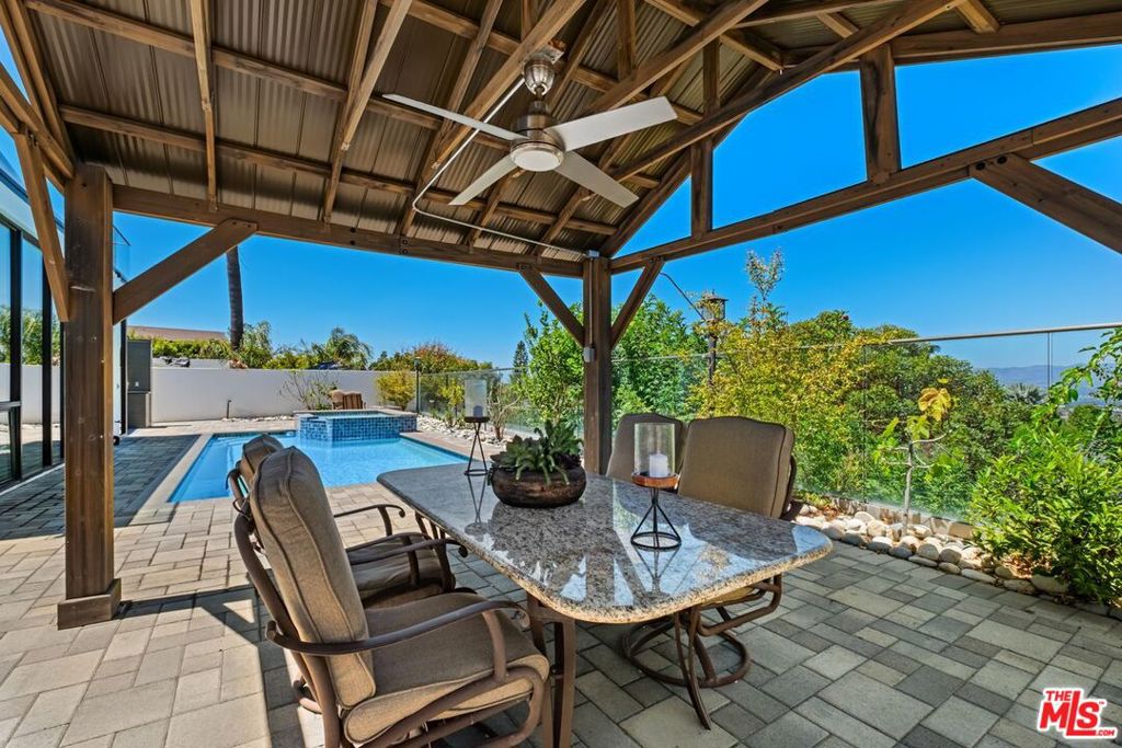3144 Alta Laguna Boulevard