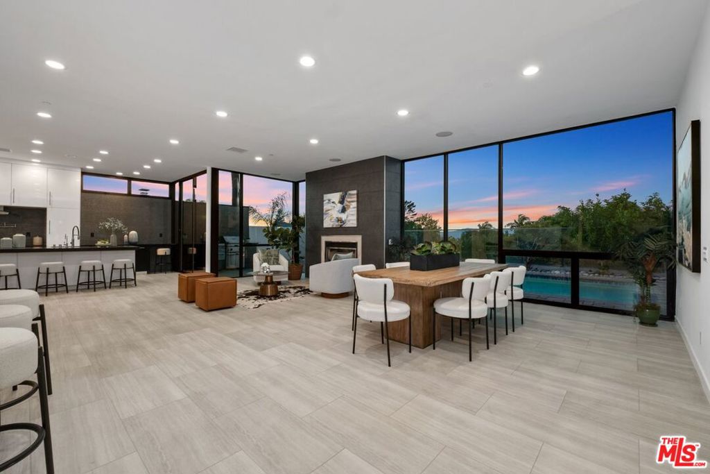3144 Alta Laguna Boulevard