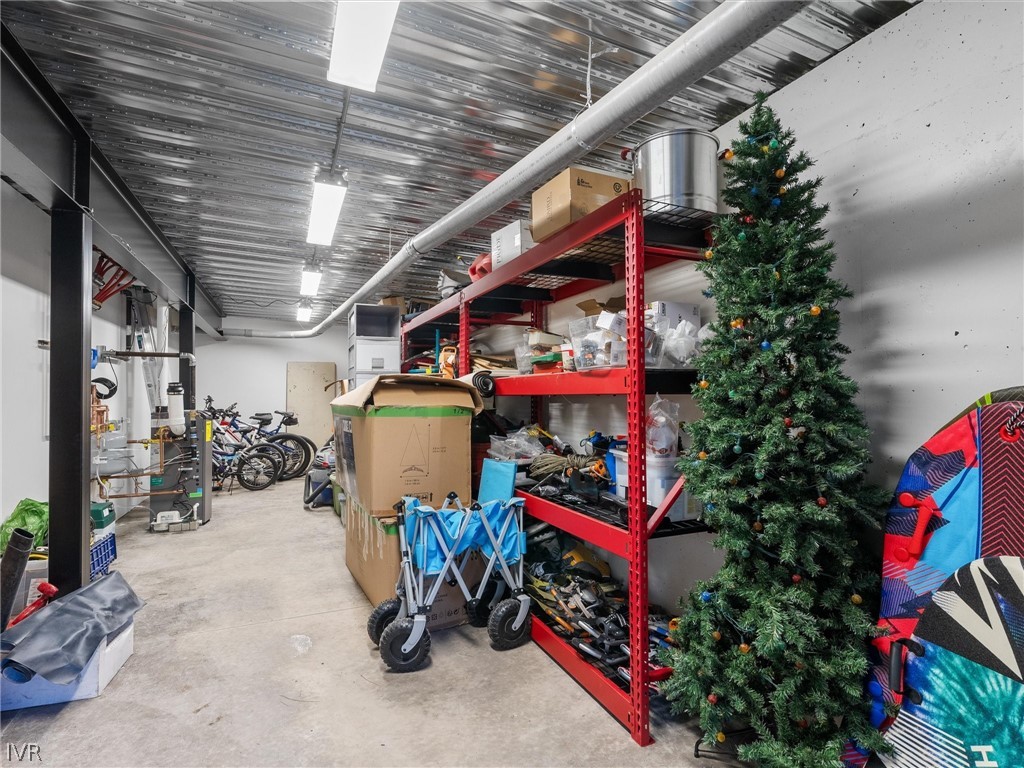 563 Knotty Pine Drive
