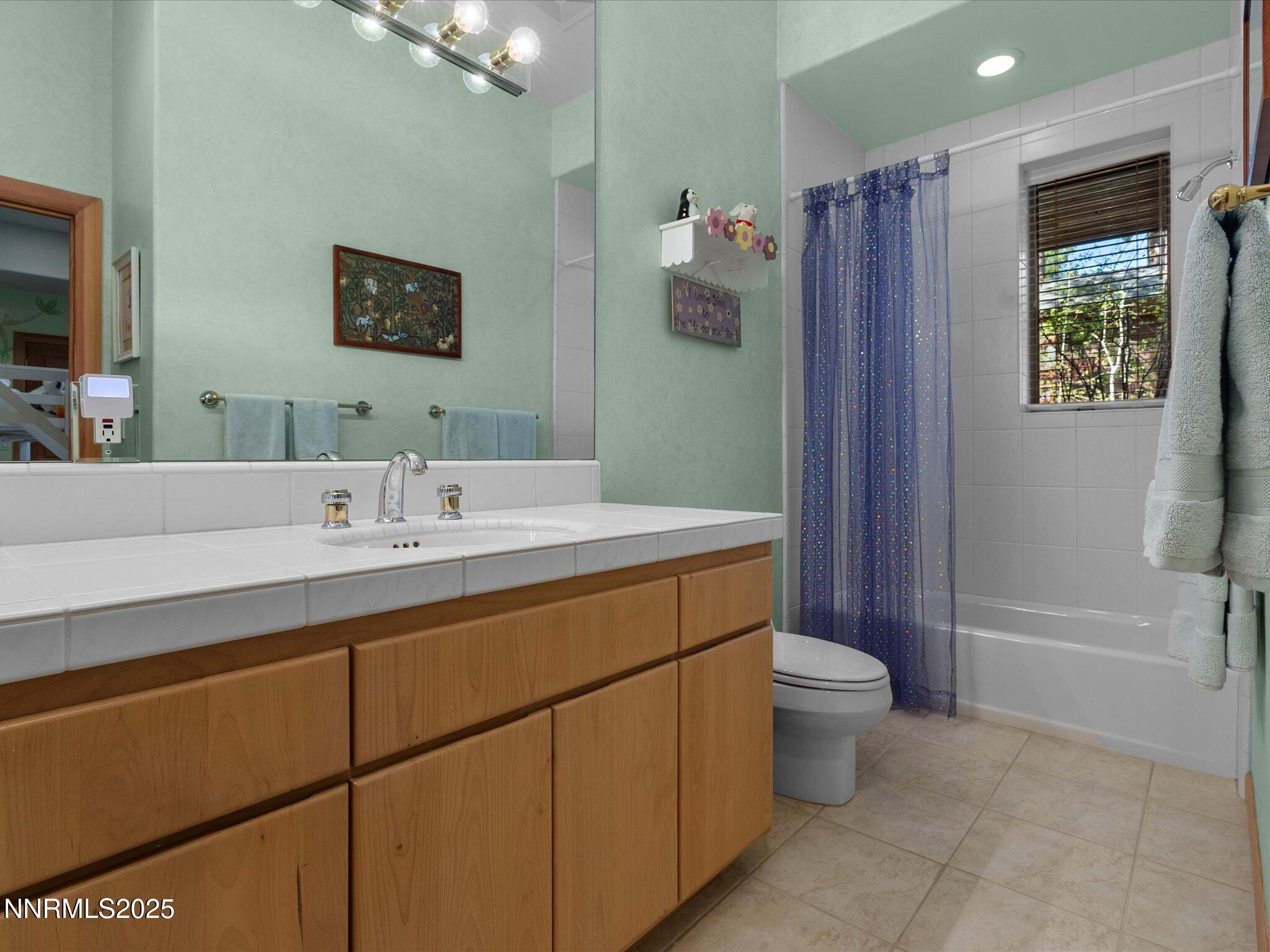 563 Knotty Pine Drive