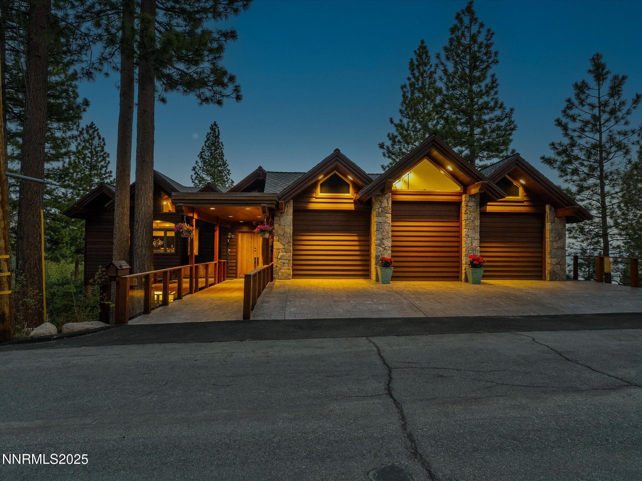 563 Knotty Pine Drive