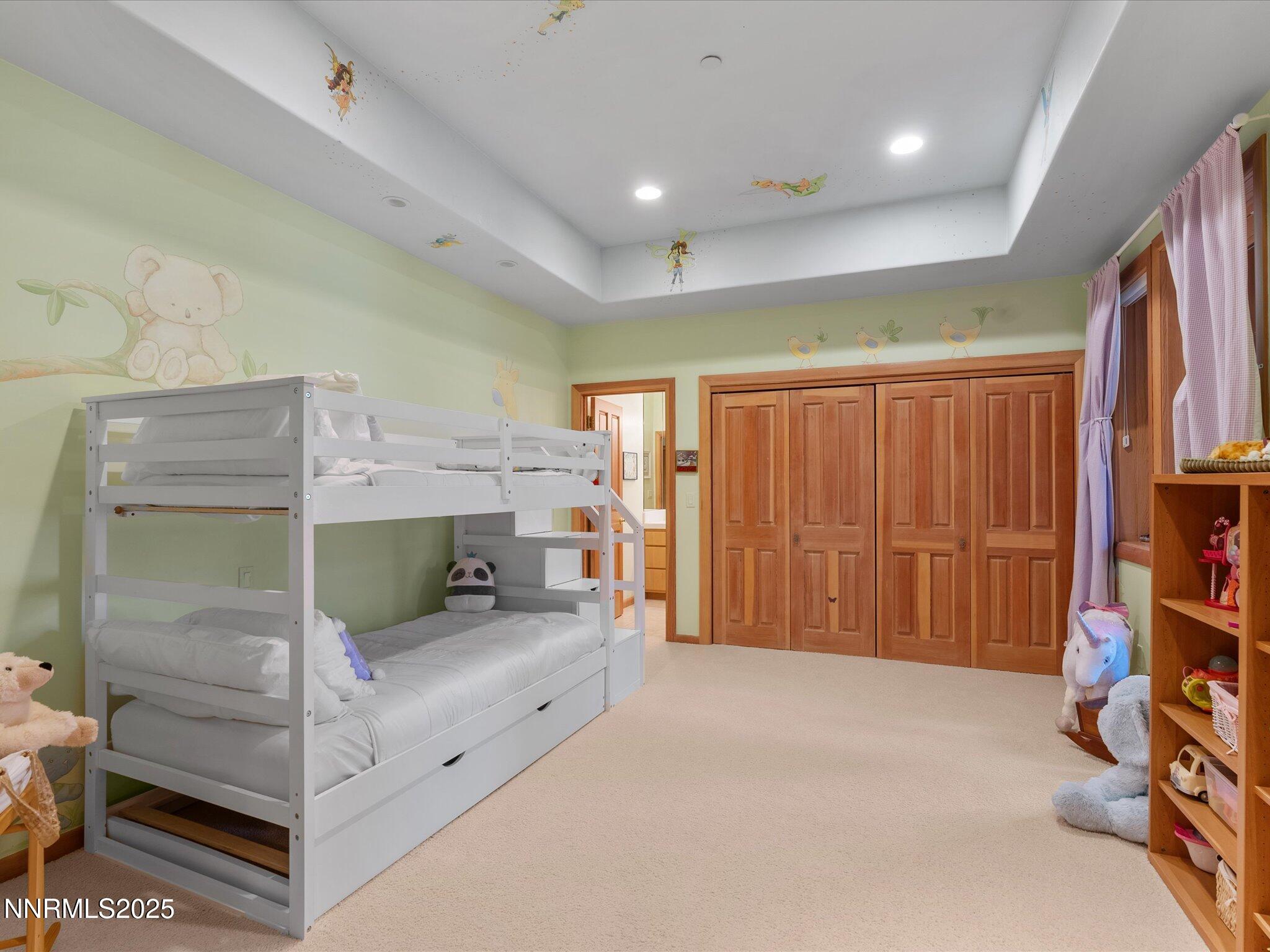 563 Knotty Pine Drive