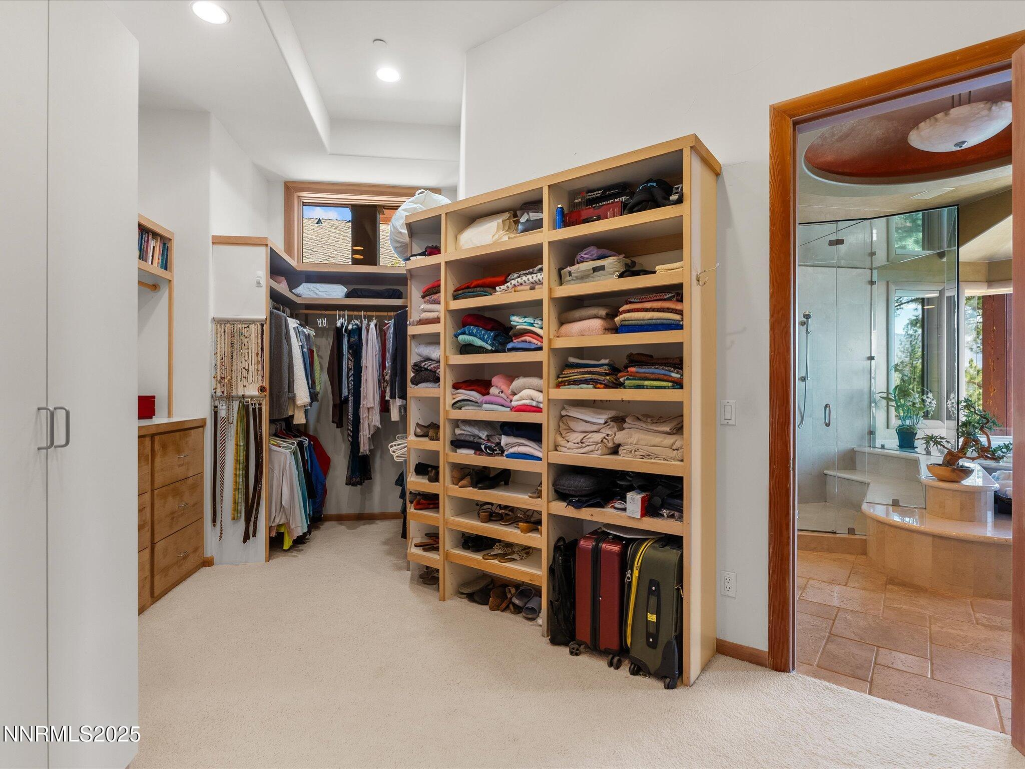 563 Knotty Pine Drive