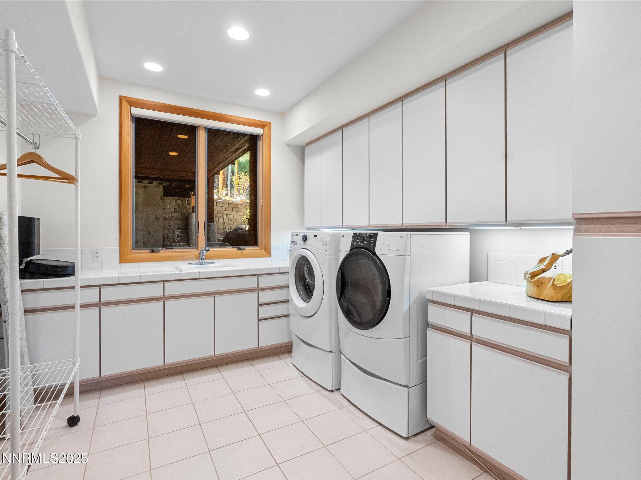 563 Knotty Pine Drive