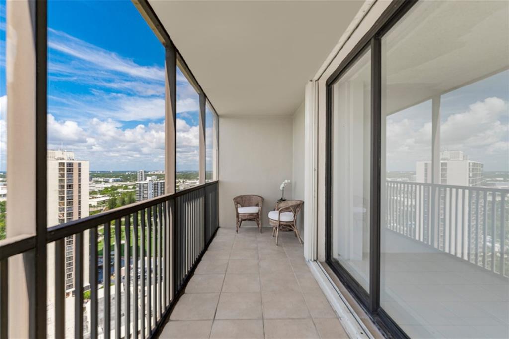 20379 W Country Club Dr 2635