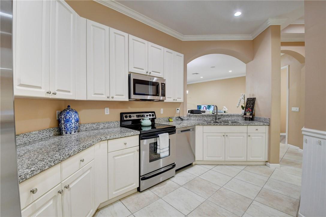 6407 Bella Cir 405
