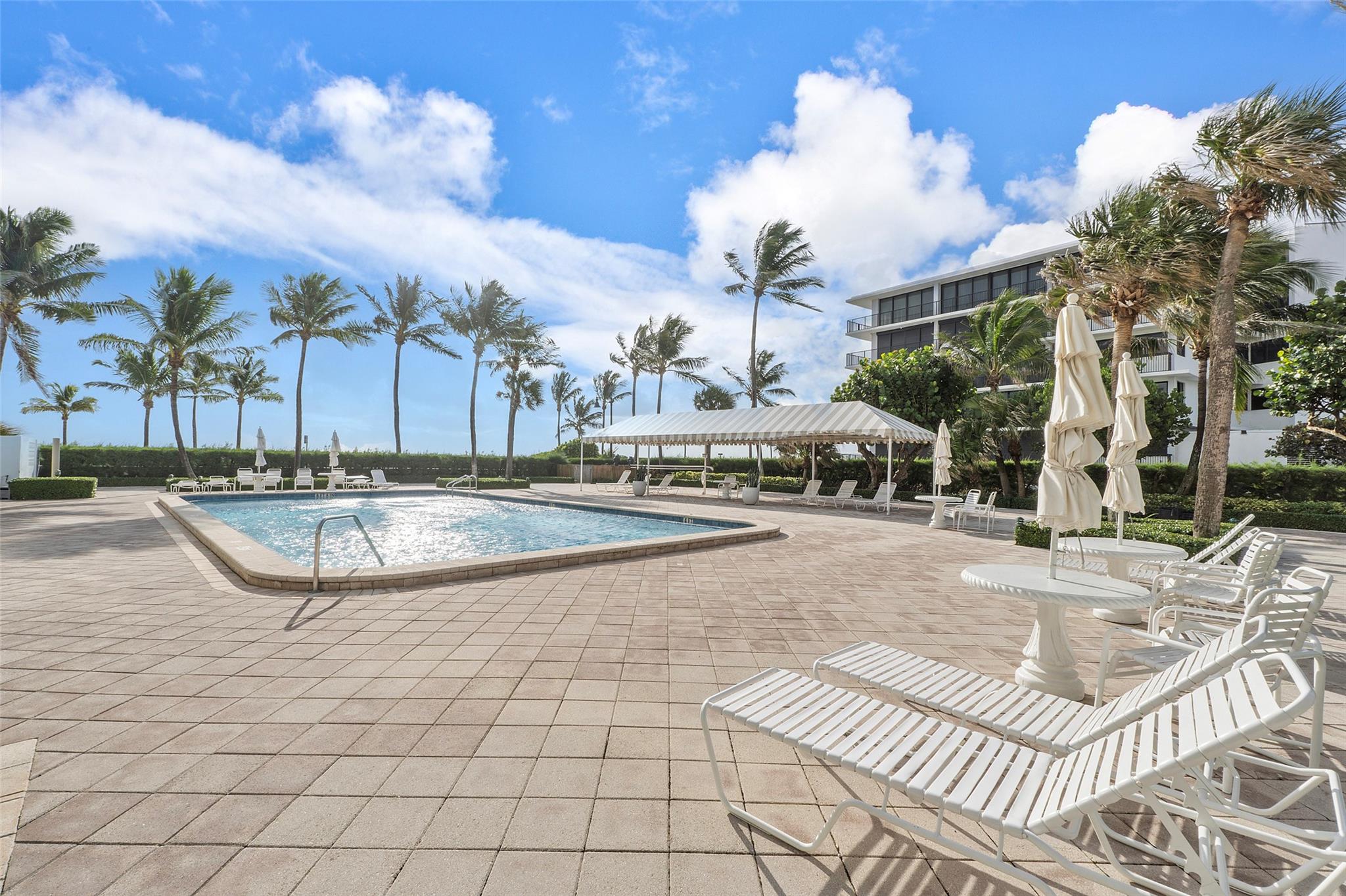 170 N Ocean Blvd 304