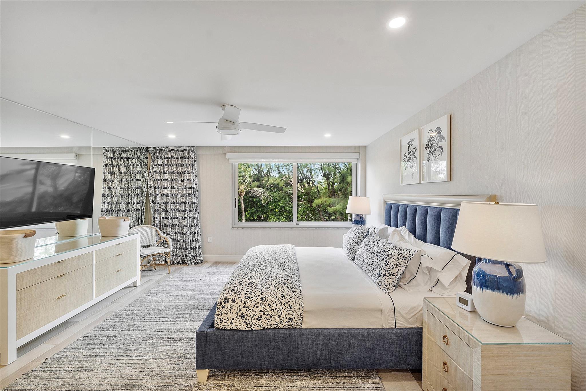 170 N Ocean Blvd 304