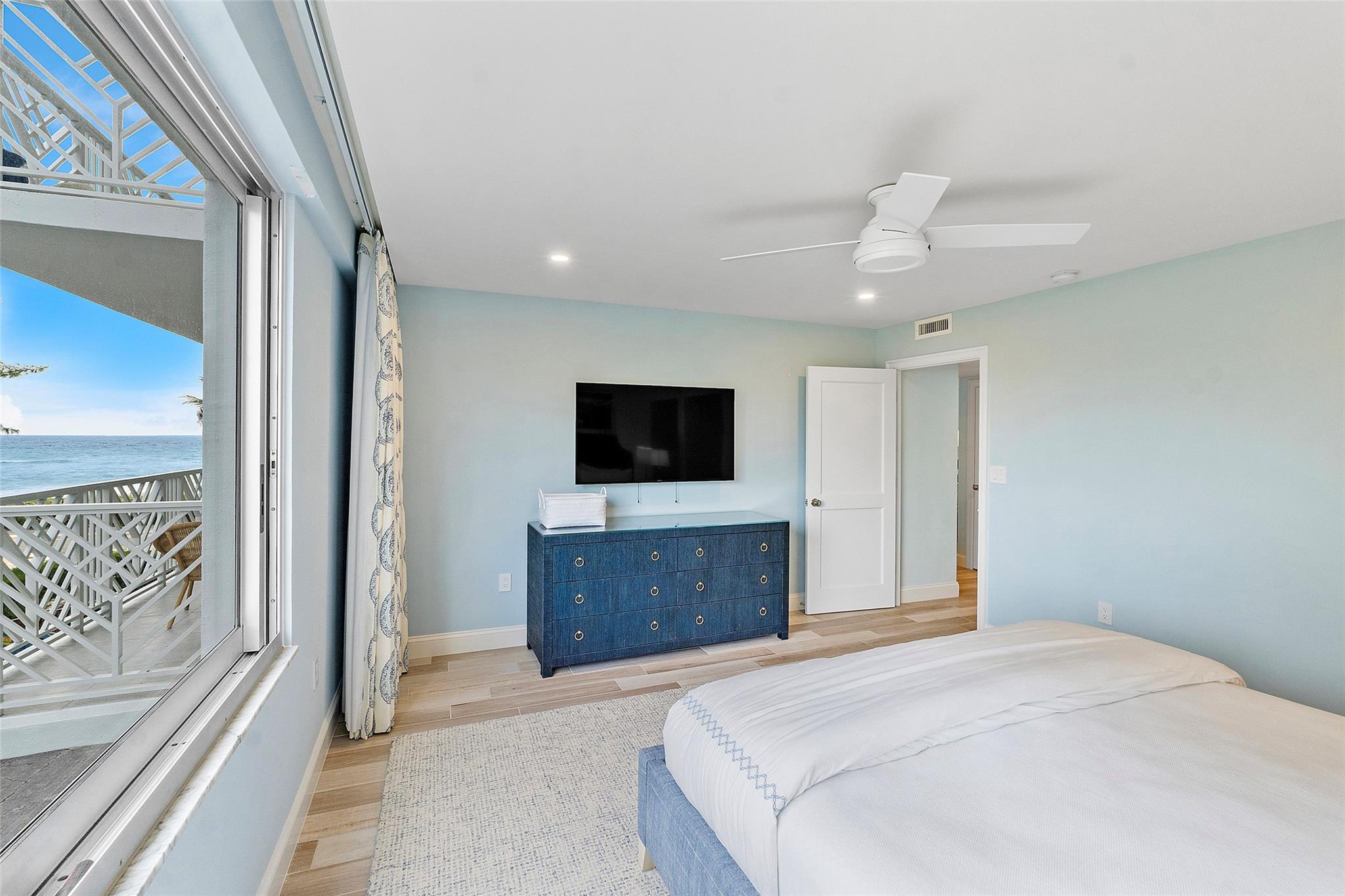 170 N Ocean Blvd 304