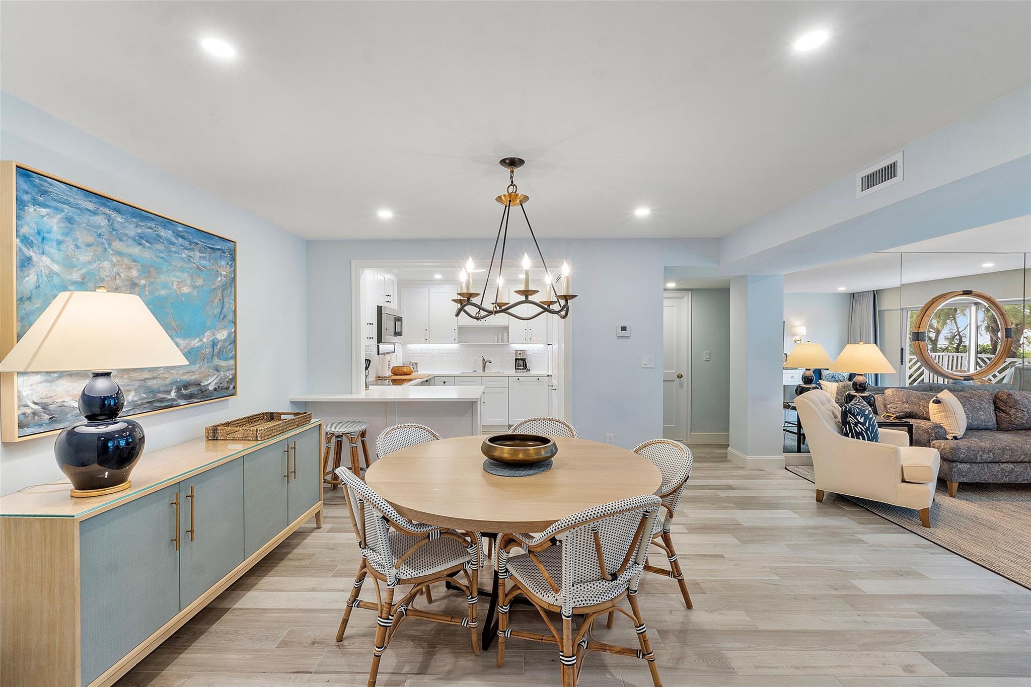 170 N Ocean Blvd 304