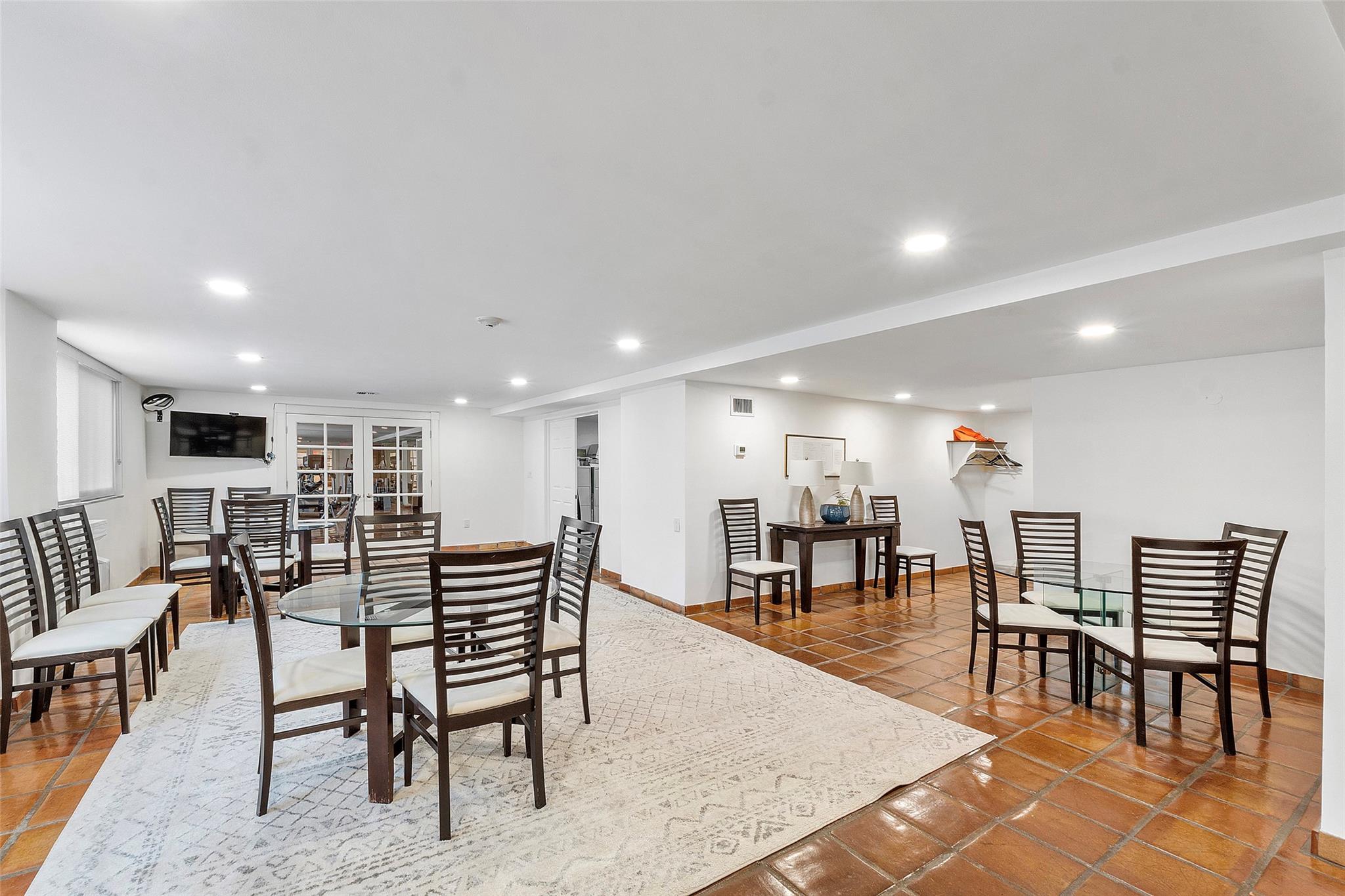 170 N Ocean Blvd 304