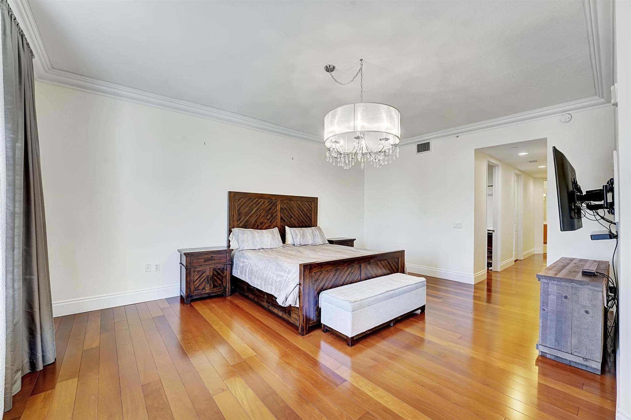 1 N Ocean Blvd 403