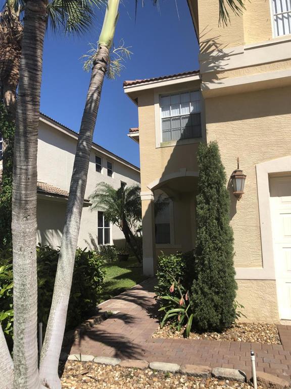 5336 Moon Shadow Lane