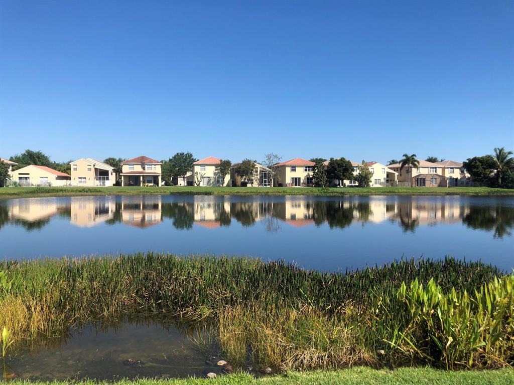 5336 Moon Shadow Lane