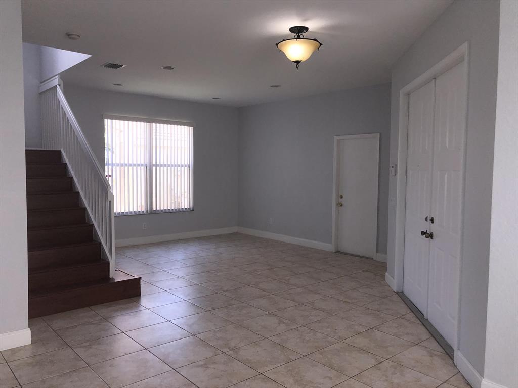 5336 Moon Shadow Lane