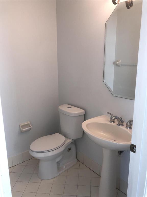 5336 Moon Shadow Lane