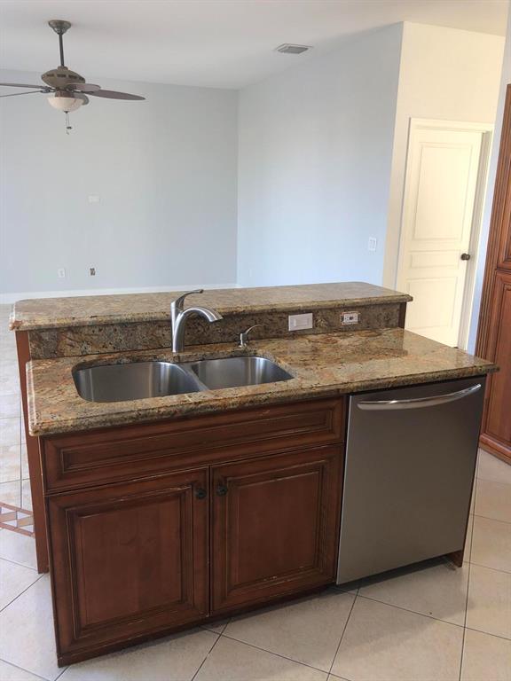 5336 Moon Shadow Lane