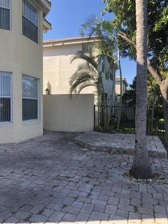 5336 Moon Shadow Lane