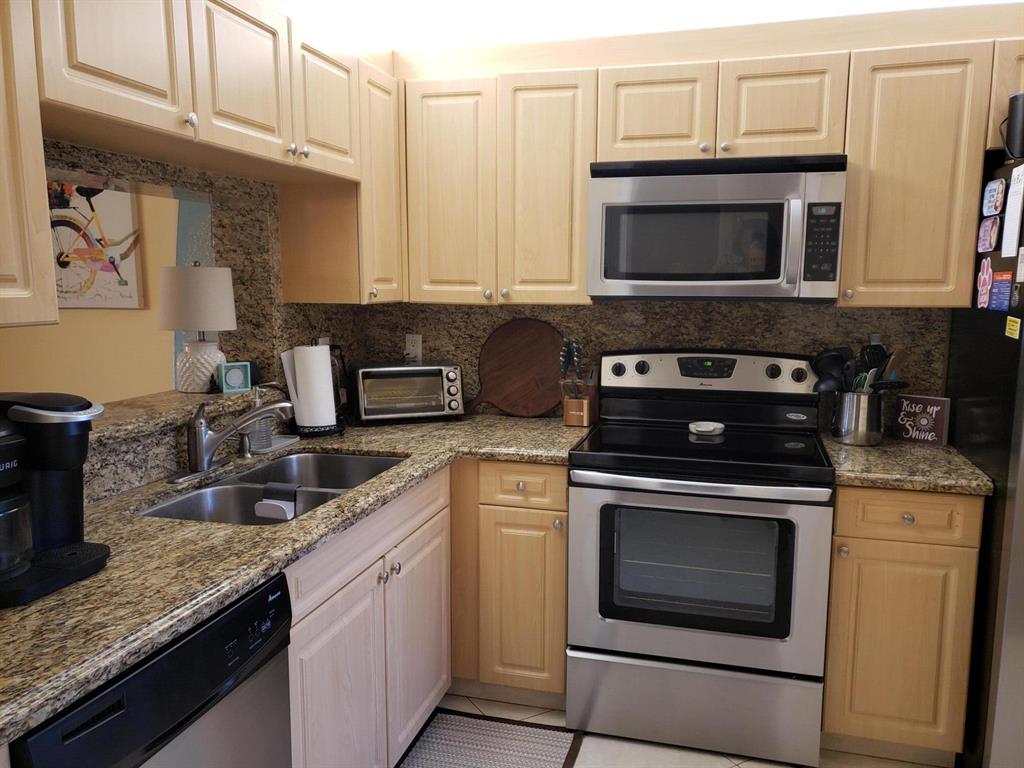 330 NW 67th Street D105