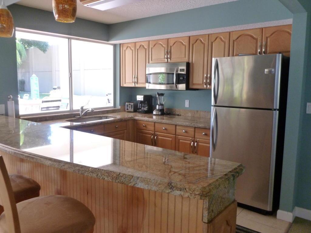 330 NW 67th Street D105
