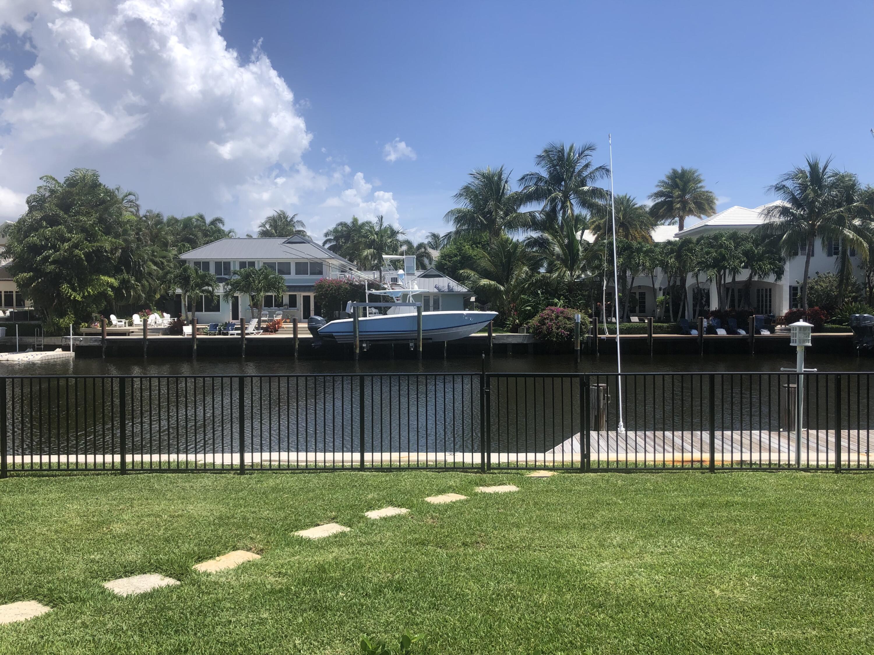 1117 Beach Drive