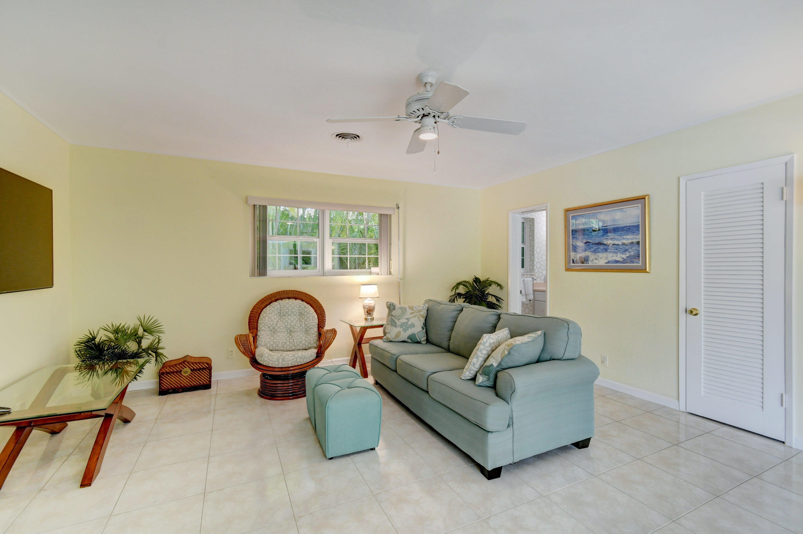 1117 Beach Drive