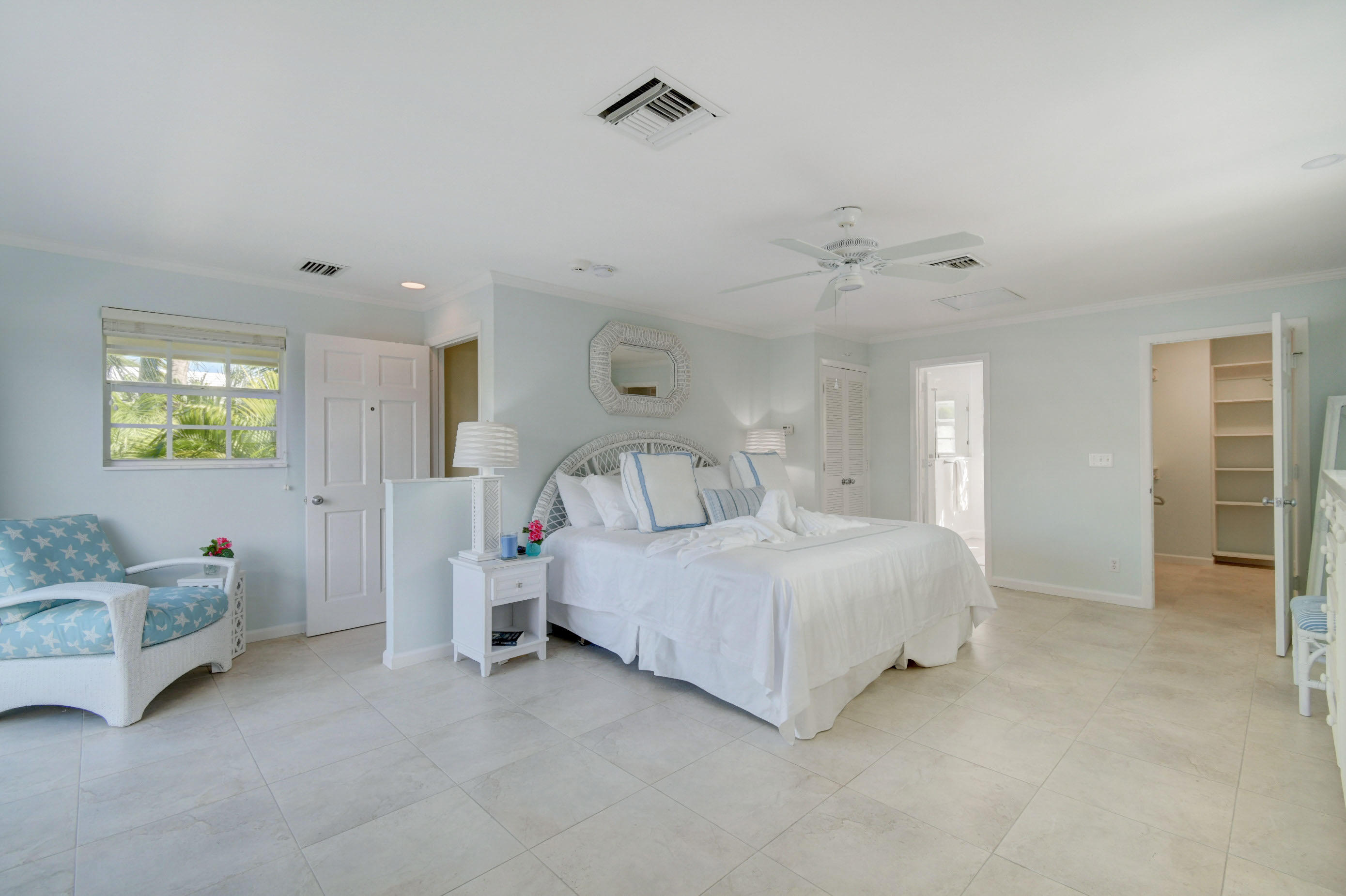 1117 Beach Drive